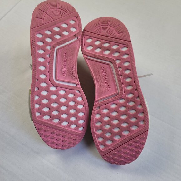 Adidas Originals x Hello Kitty NMD R1 - Picture 10 of 10